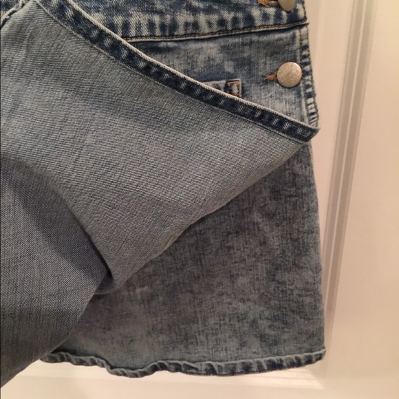 JEAN Skort dress - Picture 2 of 3